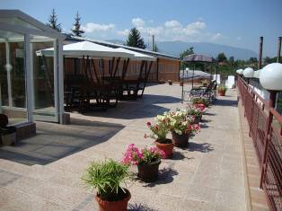 ДВФУ се намира в тихият курортен град Кюстендил